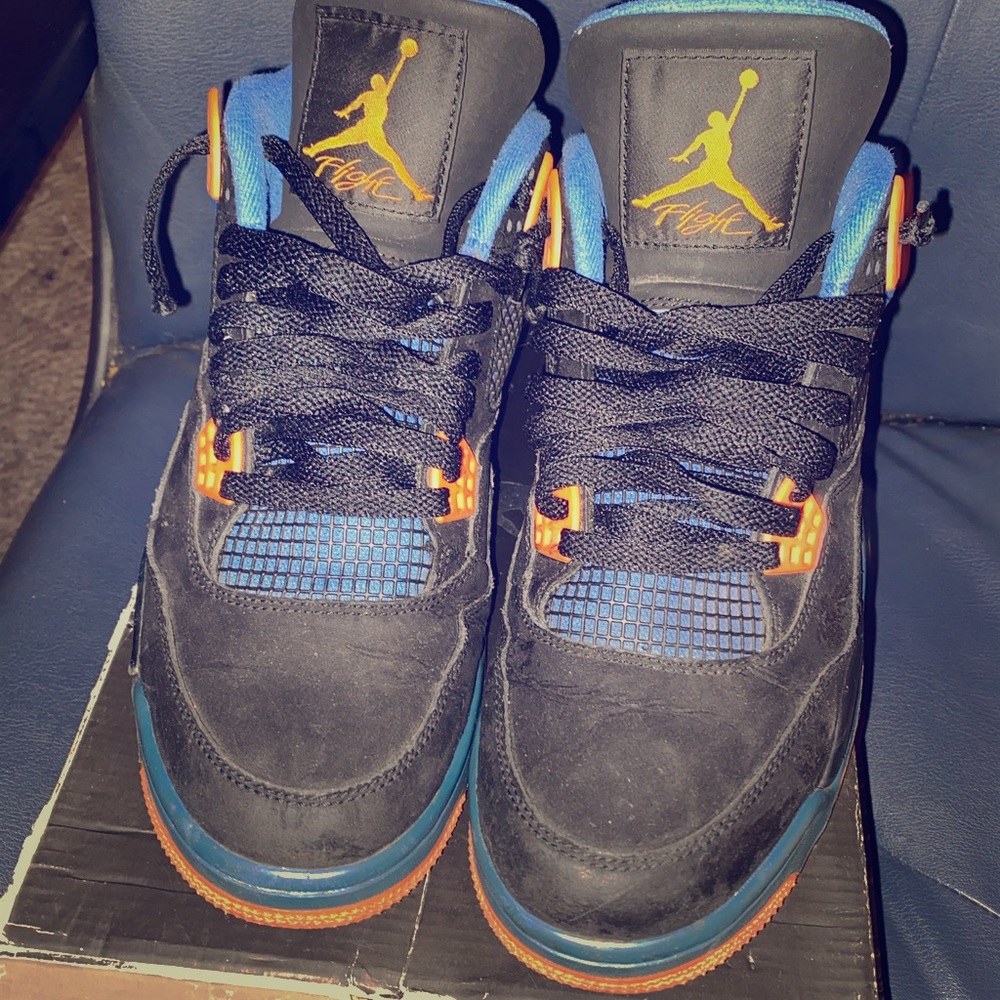 Air Jordan Retro 4 Cavs